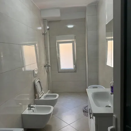 Modern Apartment For Rent Apartment *